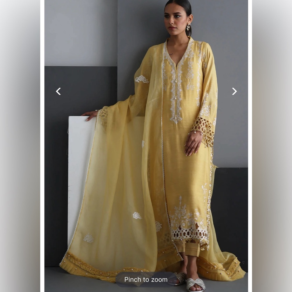 NIDA AZWER latest collection
